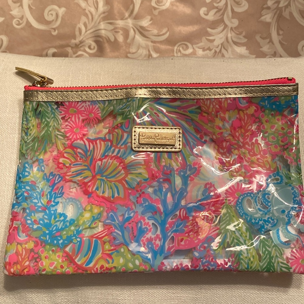 NWOT Lilly Pulitzer clear pencil pouch/ cosmetic bag (vinyl w/zipper)